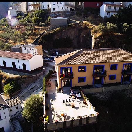 Alojamientos Rurales Hurdes Altas - La Antigua Guarderia Casares de las Hurdes Extérieur photo