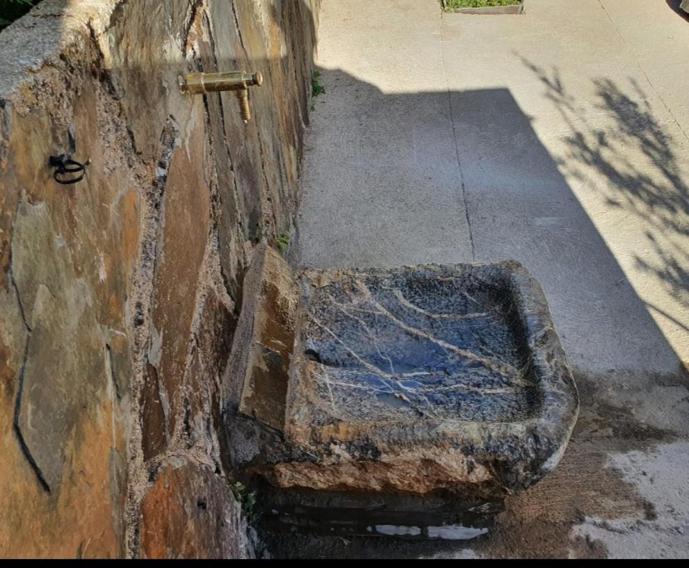 Alojamientos Rurales Hurdes Altas - La Antigua Guarderia Casares de las Hurdes Extérieur photo